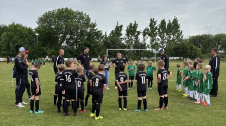 20-jähriges Jubiläum des FC Land Wursten – Ein gelungenes Vereinsfest für Groß und Klein