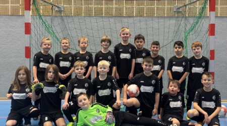 Deichhotel Grube sponsert Trikotsatz für die U10