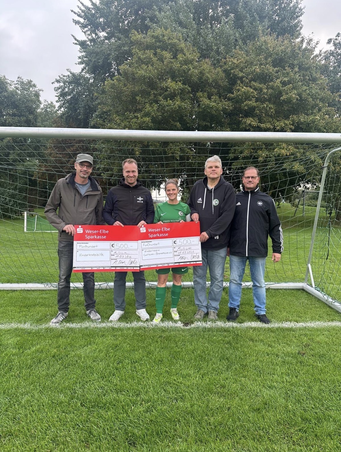 Du betrachtest gerade Damenmannschaft spendet Preisgeld vom Pokalfinale